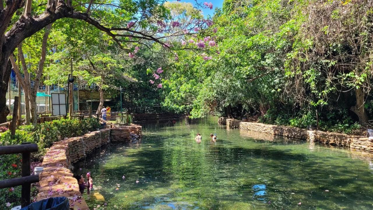 Thermas Paradise Apartamentos Rio Quente Esplanada Dış mekan fotoğraf